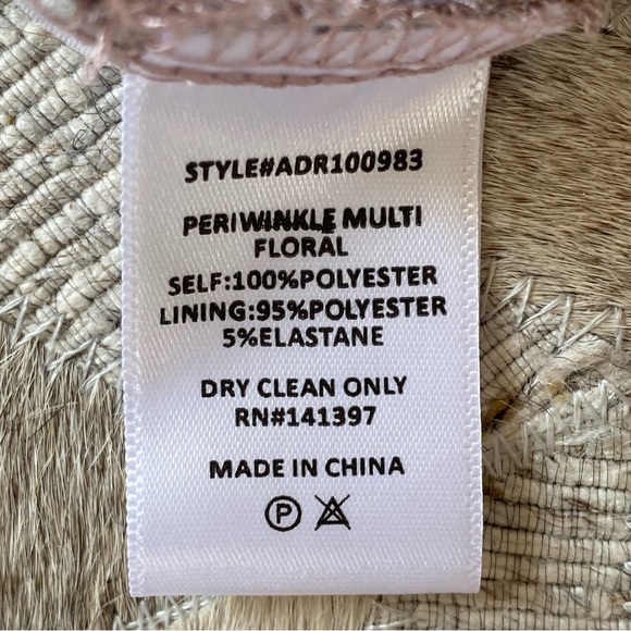 Aster One Sleeve Tulip Top Skirt Floral Mini Dress Size Small - Picture 12 of 13